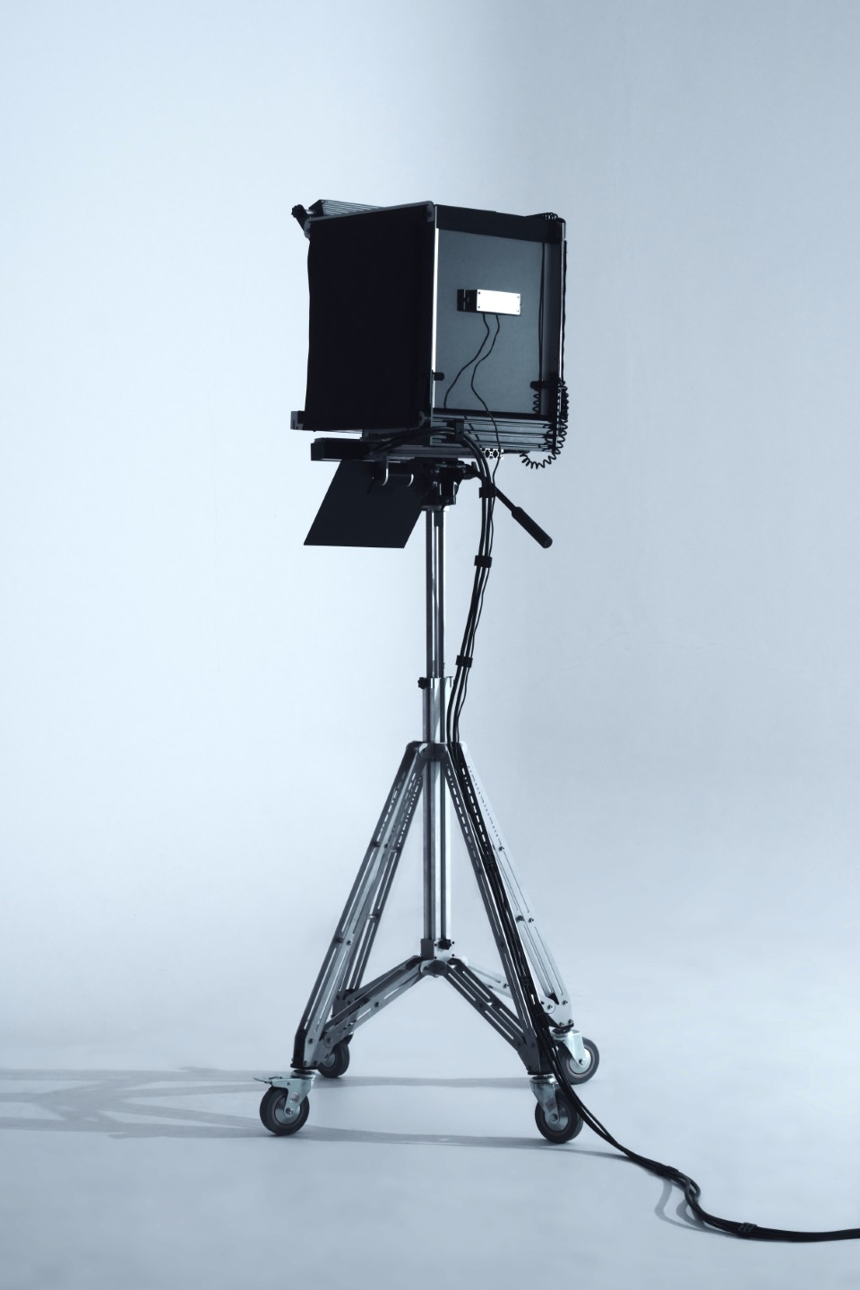 Artist_SCARLETMOTIFF_Title_AUTOBIOGRAPH MACHINE_Year_2026_Credit_Photo by Luddy Kausar Edliantyas_Courtesy of the Artist_1065